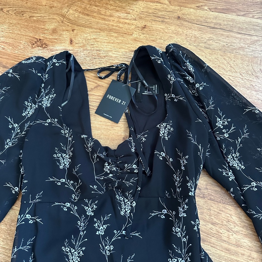 NWT Forever 21 Dresses Size S - Picture 14 of 16